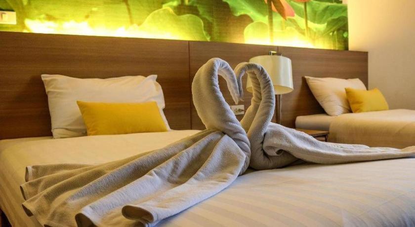 Dluxx Thammasat Hotel Pathum Thani Buitenkant foto